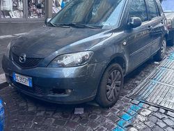 Grigio Usata 2006 Mazda 2 Tre volumi | 1000 € (Ottimo prezzo)