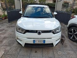Bianco Usata 2016 Ssangyong (KGM) Tivoli SUV | 3650 € (Super prezzo)