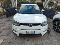 Bianco Usata 2016 Ssangyong Tivoli Tre volumi | 3600 € (Super prezzo)
