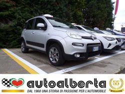 Grigio argento Usata 2014 Fiat Panda 4x4 Climbing Due volumi | 9900 € (Cara)