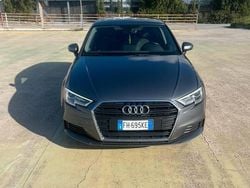 Grigio Usata 2017 Audi A3 Sportback Due volumi | 18.000 € (Molto cara)