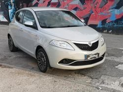 Grigio Usata 2016 Lancia Ypsilon Due volumi | 6500 € (Buon prezzo)