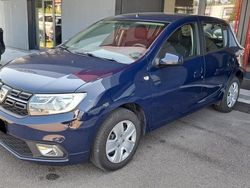 Blu/azzurro Usata 2018 Dacia Sandero Lauréate Due volumi | 10.000 € (Buon prezzo)