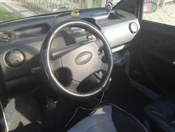 Nero Usata 2007 Microcar MC1 Due volumi | 2550 €