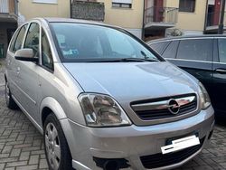 Grigio Usata 2007 Opel Meriva Monovolume | 2600 € (Cara)