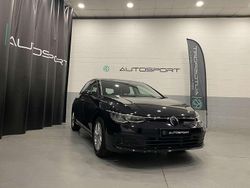 Nero Usata 2023 VW Golf VIII Life Tre volumi | 22.900 € (Ottimo prezzo)
