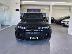 Nero Usata 2024 Land Rover Defender SE Dynamic SUV | 74.490 € (Molto cara)