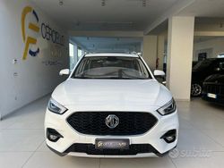 Bianco metallizzato Usata 2022 MG ZS Luxury SUV | 13.900 € (Cara)