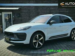 Bianco Usata 2024 Porsche Macan SUV | 83.900 € (Molto cara)