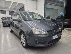 Grigio Usata 2004 Ford C-MAX Ghia Monovolume | 1300 € (Buon prezzo)