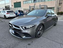 Grigio Usata 2022 Mercedes A200 Premium Tre volumi | 30.900 € (Cara)