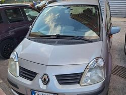 Usata 2007 Renault Modus Monovolume | 1300 €