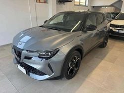 Grigio scuro Usata 2025 Alfa Romeo Junior Edizione Speciale SUV | 28.900 € (Buon prezzo)