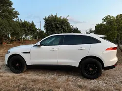 Bianco Usata 2016 Jaguar F-Pace Portfolio SUV | 21.900 €