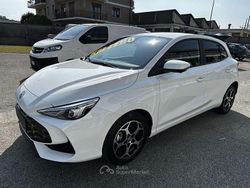 Dover white Nuova 2025 MG MG3 Luxury Due volumi | 17.990 € (Ottimo prezzo)