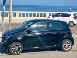 Nero Usata 2017 Smart ForFour Passion Due volumi | 8800 € (Ottimo prezzo)
