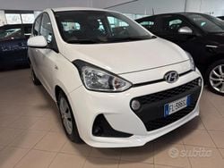 Bianco Usata 2017 Hyundai i10 Due volumi | 8500 € (Buon prezzo)