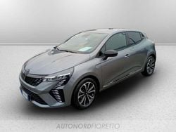 Grigio Usata 2025 Renault Clio V Techno Tre volumi | 16.900 € (Buon prezzo)