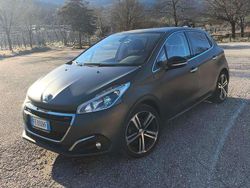 Grigio Usata 2016 Peugeot 208 GT-line Due volumi | 10.900 € (Cara)