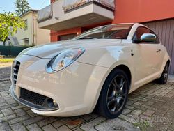 Bianco Usata 2011 Alfa Romeo MiTo Distinctive Due volumi | 2900 € (Super prezzo)