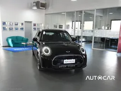 Nero Usata 2024 Mini Cooper Classic Due volumi | 28.500 € (Buon prezzo)