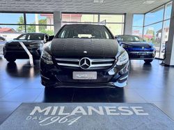 Nero Usata 2016 Mercedes B200 Premium Monovolume | 8900 € (Buon prezzo)