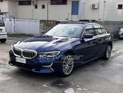 Blu Usata 2019 BMW 320 Luxury Line Tre volumi | 19.500 € (Buon prezzo)