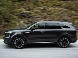 Nero Usata 2024 Kia Sorento SUV | 49.000 € (Cara)