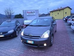 Grigio Usata 2007 Toyota Corolla Verso Monovolume | 4800 € (Molto cara)