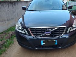 Grigio Usata 2010 Volvo XC60 SUV | 7500 € (Buon prezzo)