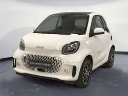 Valkoinen Käytetty 2021 Smart ForTwo Electric Drive Prime Sedan | 12.400 € (Perustarjous)