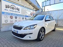 Bianco Usata 2015 Peugeot 308 Active Tre volumi | 8990 € (Buon prezzo)