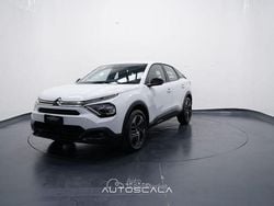 Vari colori Usata 2024 Citroën C4 PureTech Tre volumi | 15.490 € (Ottimo prezzo)