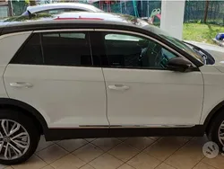 Usata 2021 VW T-Roc Advance SUV | 24.000 € (Cara)