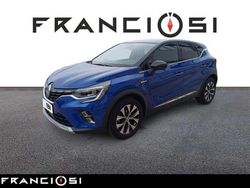 Blu scuro Usata 2022 Renault Captur Intens SUV | 17.990 € (Buon prezzo)