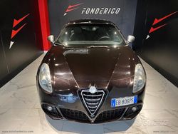 Usata 2010 Alfa Romeo Giulietta Distinctive Tre volumi | 6500 € (Buon prezzo)