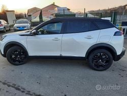 Bianco Usata 2023 Peugeot 2008 GT SUV | 19.800 € (Buon prezzo)