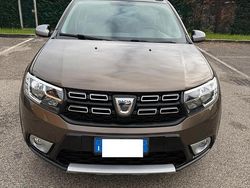 Marrone Usata 2019 Dacia Sandero Stepway Tre volumi | 8950 € (Buon prezzo)