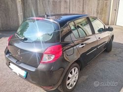 Nero Usata 2009 Renault Clio II Due volumi | 2900 € (Buon prezzo)