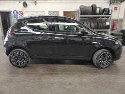 Nero Usata 2023 Lancia Ypsilon Gold Due volumi | 12.500 € (Buon prezzo)