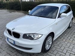 Bianco Usata 2010 BMW 116 Due volumi | 4500 € (Buon prezzo)