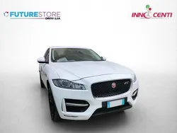 Bianco(met.) Usata 2017 Jaguar F-Pace R-Sport SUV | 18.900 € (Buon prezzo)
