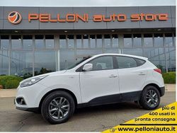 Bianco Usata 2015 Hyundai ix35 Comfort SUV | 11.850 € (Cara)