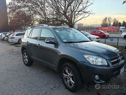 Grigio Usata 2009 Toyota RAV4 Luxury SUV | 7500 € (Buon prezzo)
