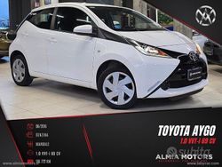 Bianco Usata 2016 Toyota Aygo Cool Due volumi | 10.490 € (Molto cara)