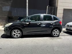 Nero Usata 2010 Citroën C3 Exclusive Due volumi | 4400 € (Buon prezzo)