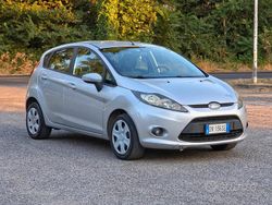 Argento Usata 2009 Ford Fiesta Titanium Due volumi | 3700 € (Buon prezzo)