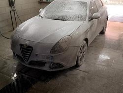 Grigio Usata 2011 Alfa Romeo Giulietta Due volumi | 5150 € (Cara)