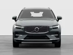 Forest lake Nuova 2025 Volvo XC60 Plus SUV | 63.850 € (Cara)