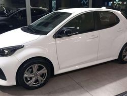 Bianco Nuova 2025 Mazda 2 Exclusive Tre volumi | 21.500 € (Ottimo prezzo)